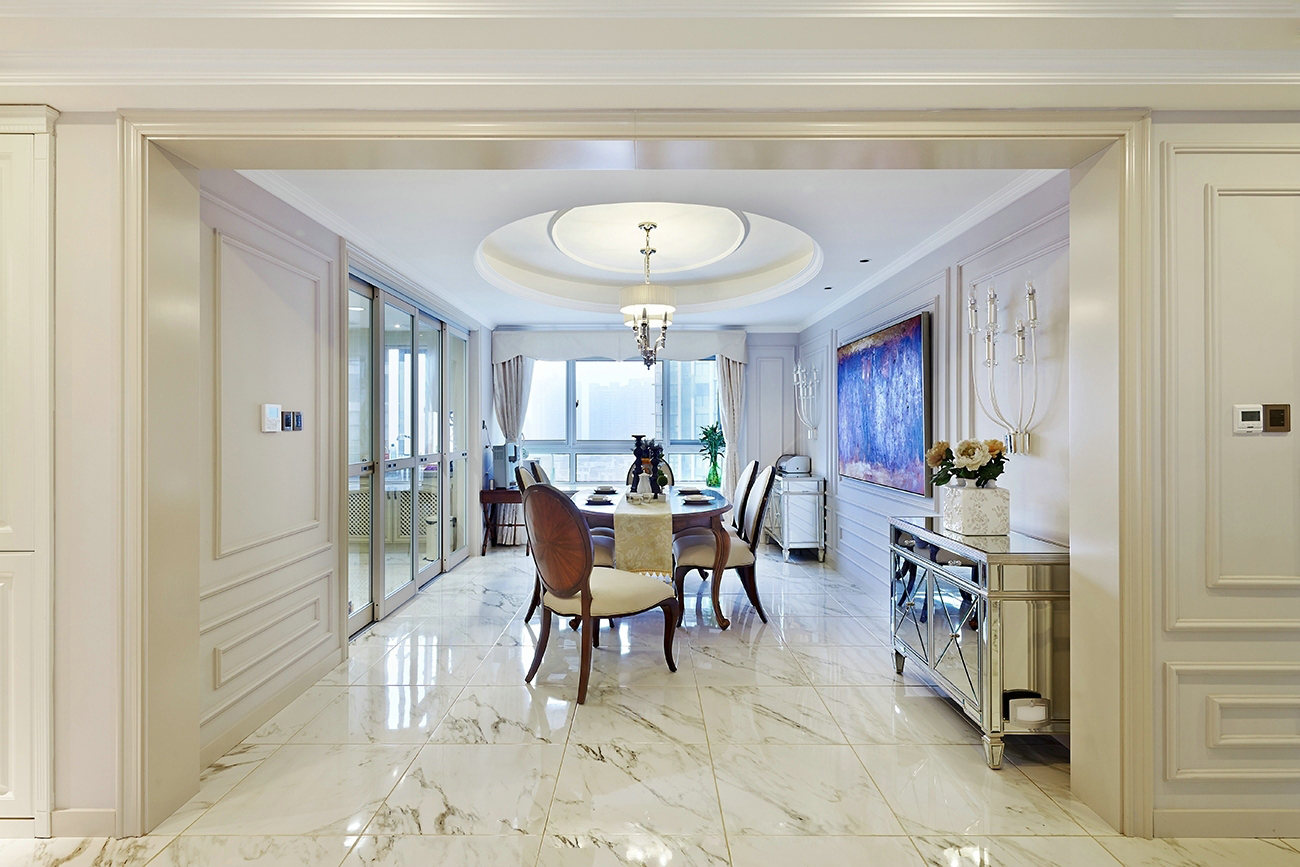 采用石膏吊頂裝修后的房子